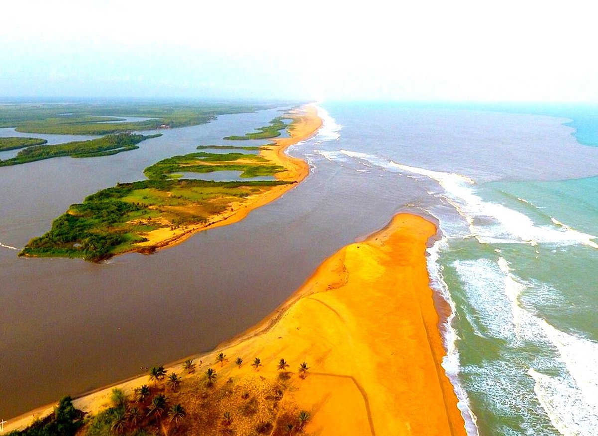 La Bouche du Roy, une des merveilles naturelles du Bénin AYIFFA TOURISME